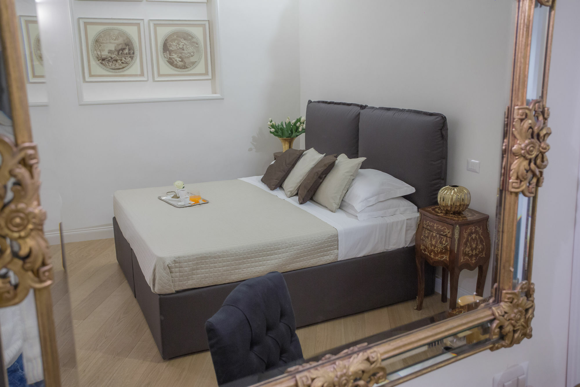 Starhome Pantheon Pensión 3*